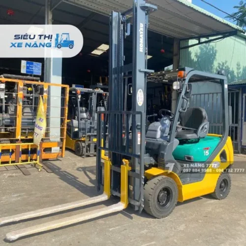 Xe nâng dầu 1.5 tấn KOMATSU FD15C-20