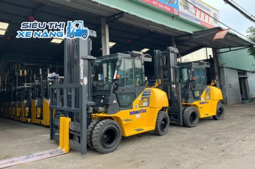 Xe nâng komatsu 1
