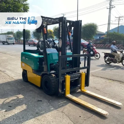 Xe nâng điện ngồi lái 2.5 tấn KOMATSU FB25EX-11