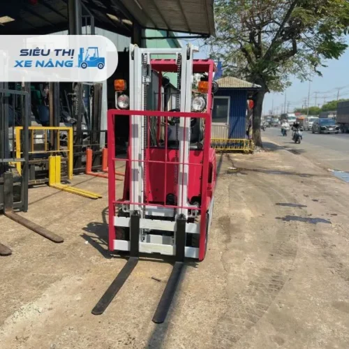 Xe nâng điện ngồi lái 700 kg TOYOTA 3FB7