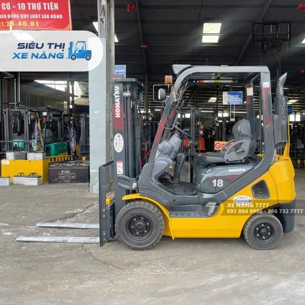 Xe nâng dầu 1.8 tấn KOMATSU FD18C-21